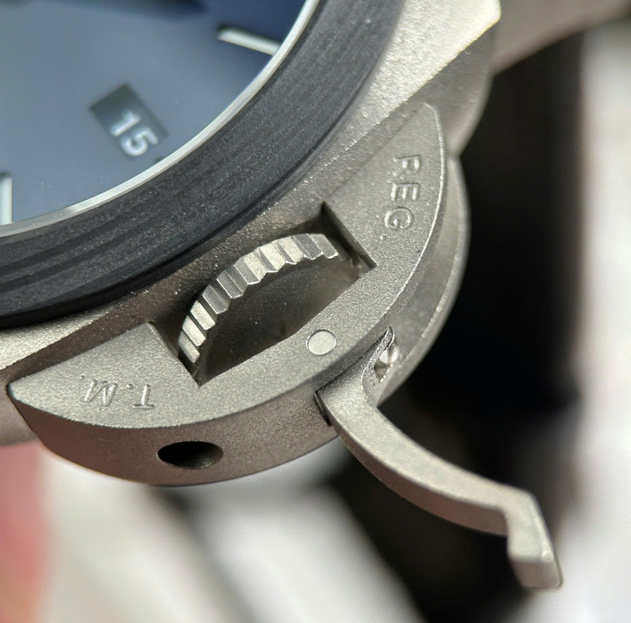 Panerai Luminor GMT PAM1279 Titanium 42mm