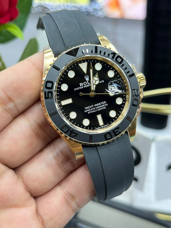 Yach master gum oro