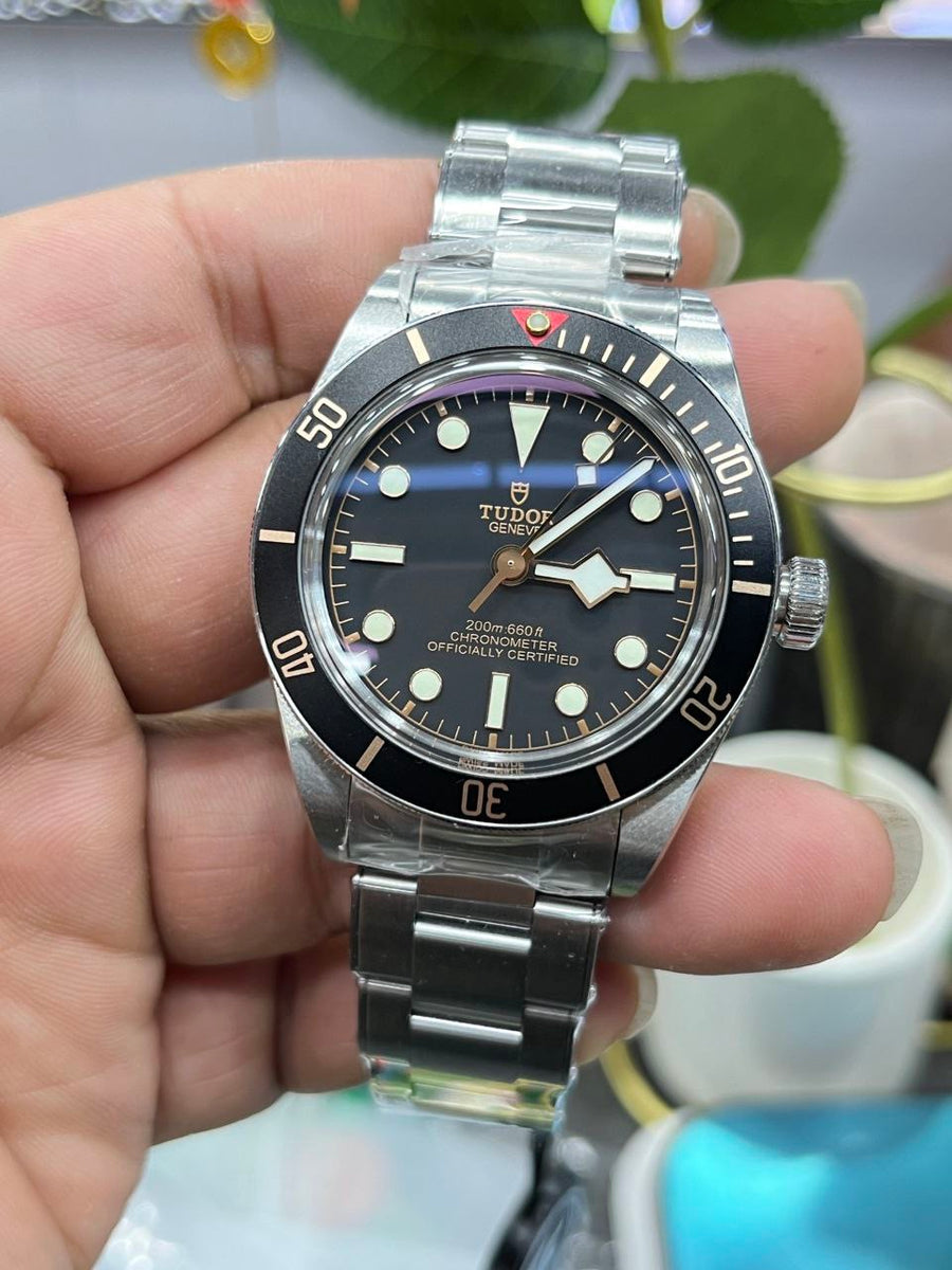 Tudor black bay