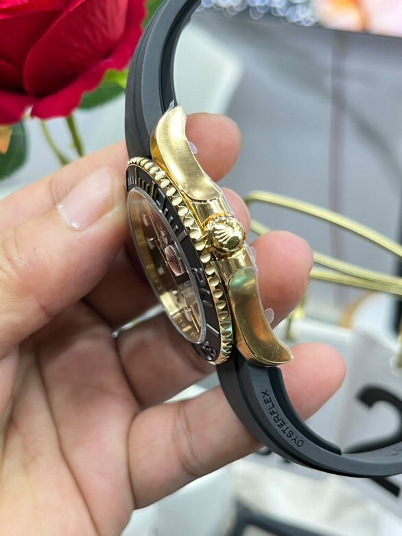 Yach master gum oro
