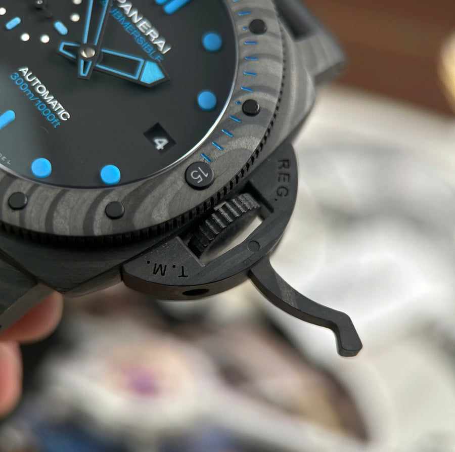 Panerai Submersible Carbotech PAM01616 47mm