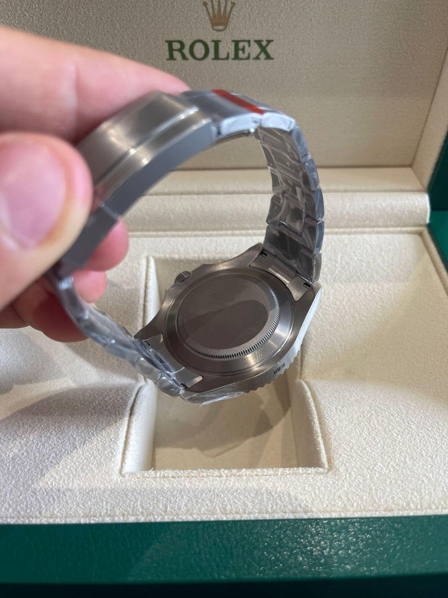 Yach master titanium