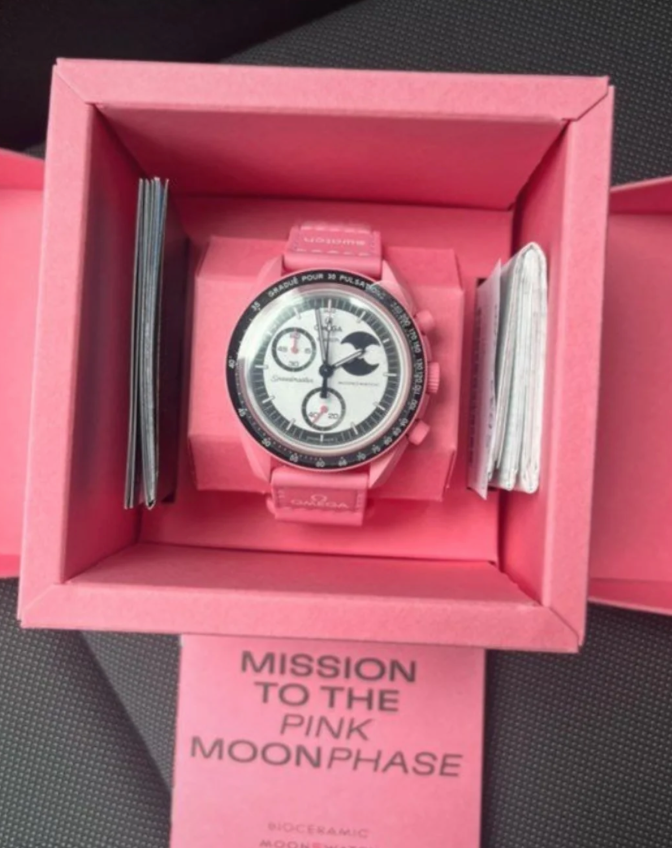 MOONSWATCH MISSION TO PINK