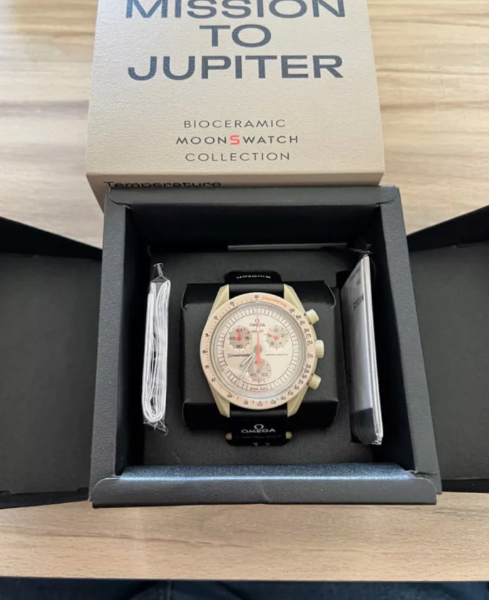 MOONSWATCH MISSION TO JUPITER