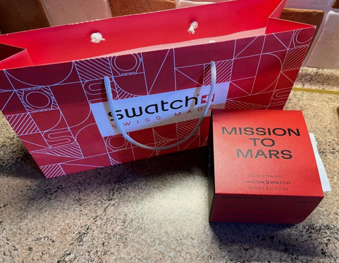 MOONSWATCH MISSION TO MARS